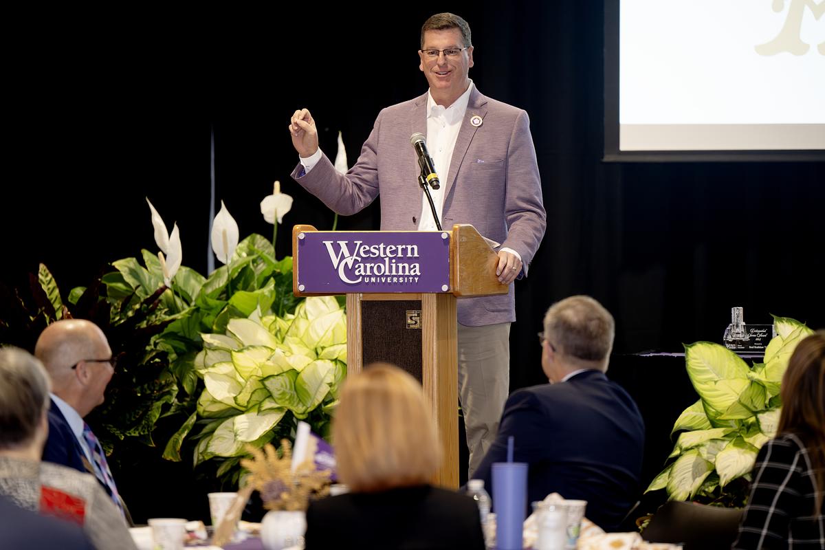 Mike Crawford '87 speaks