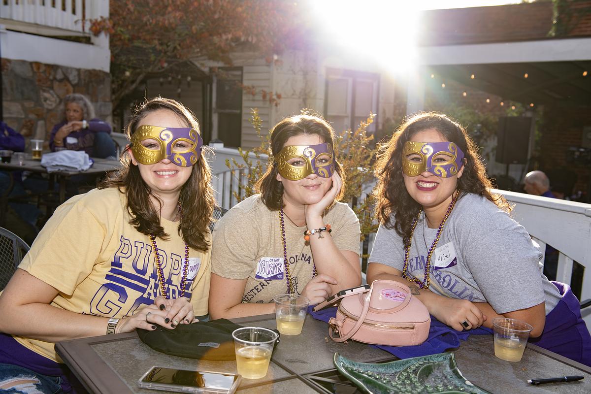 Gold Alumni at Homecoming