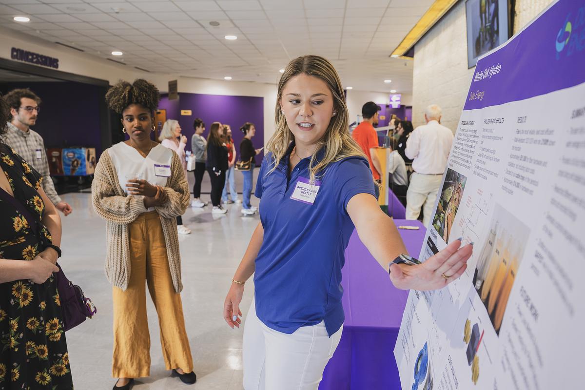 Student points out aspect of Duke Engineering project