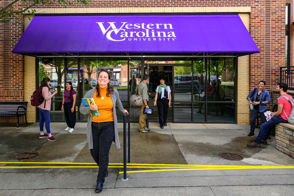 Biltmore Park location