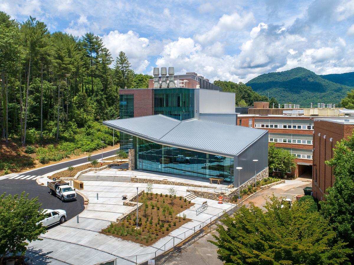 Aerial view of the Apodaca Science Building