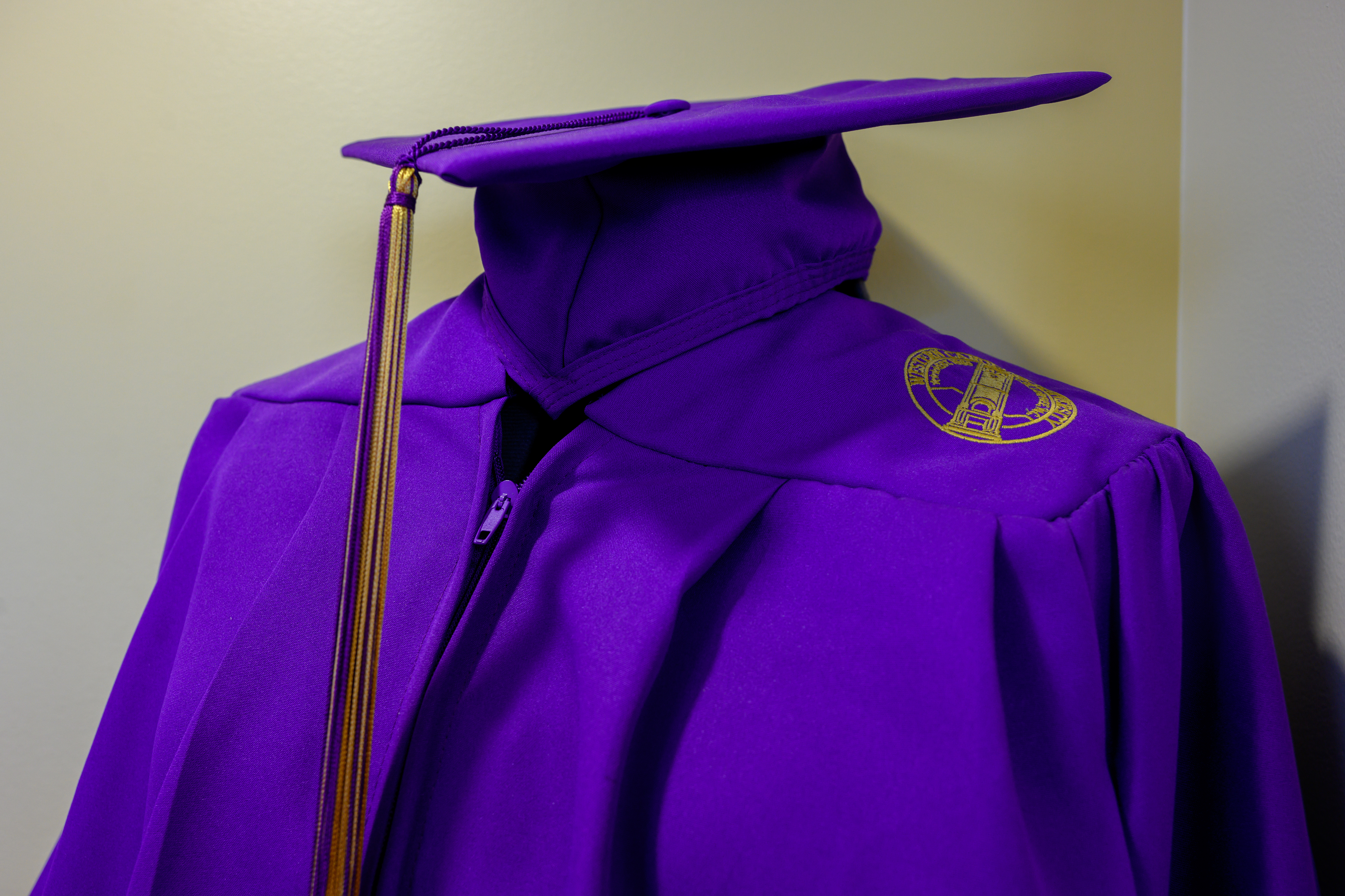 Undergraduate Cap and Gown 