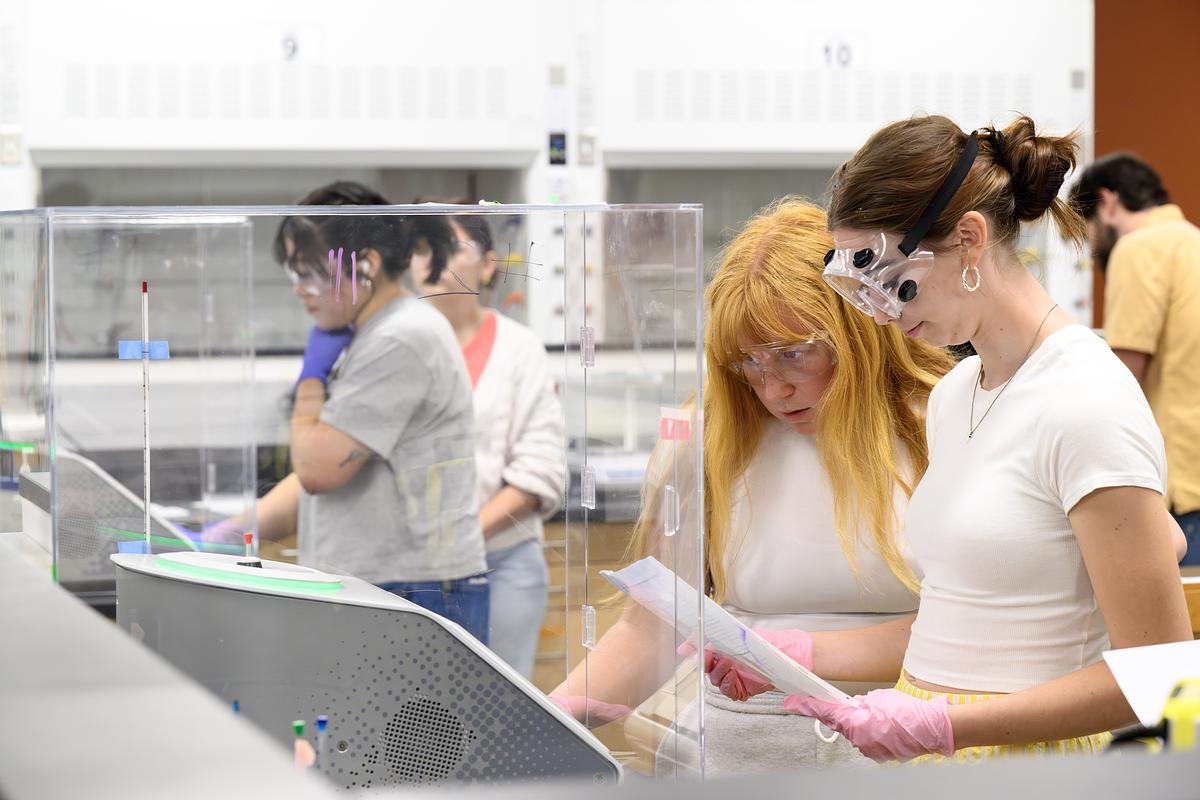 WCU chemistry students in a lab.
