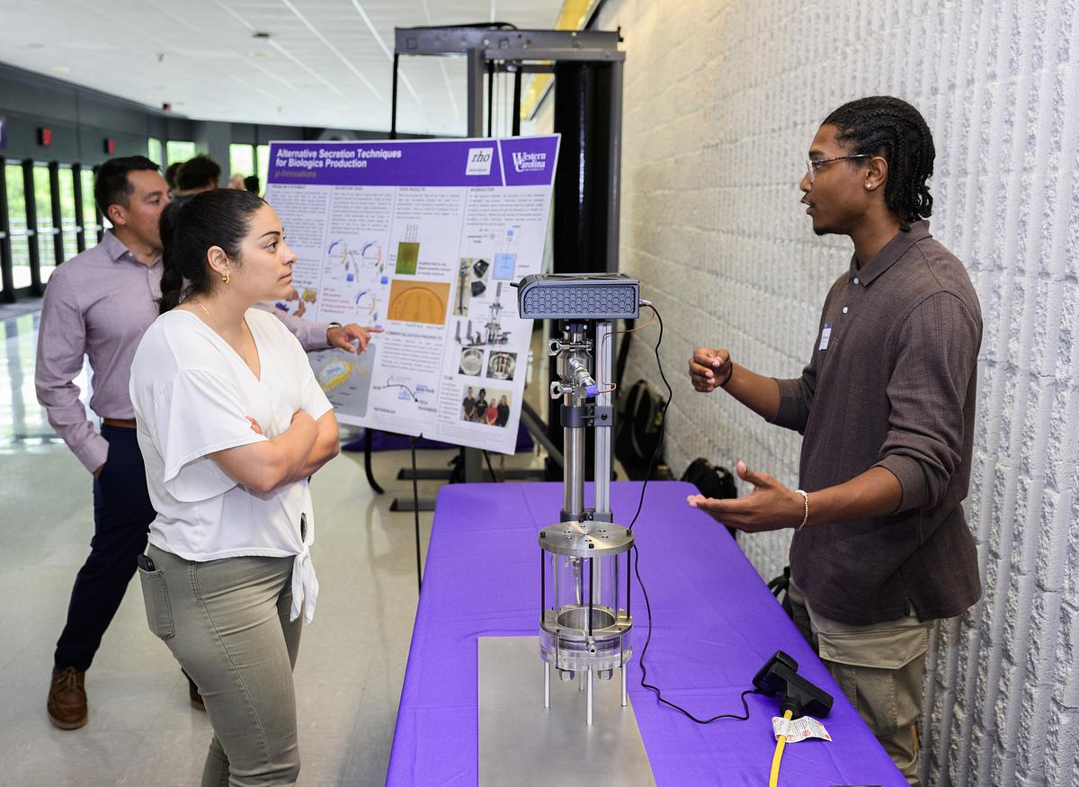 WCU Engineering students present capstone project
