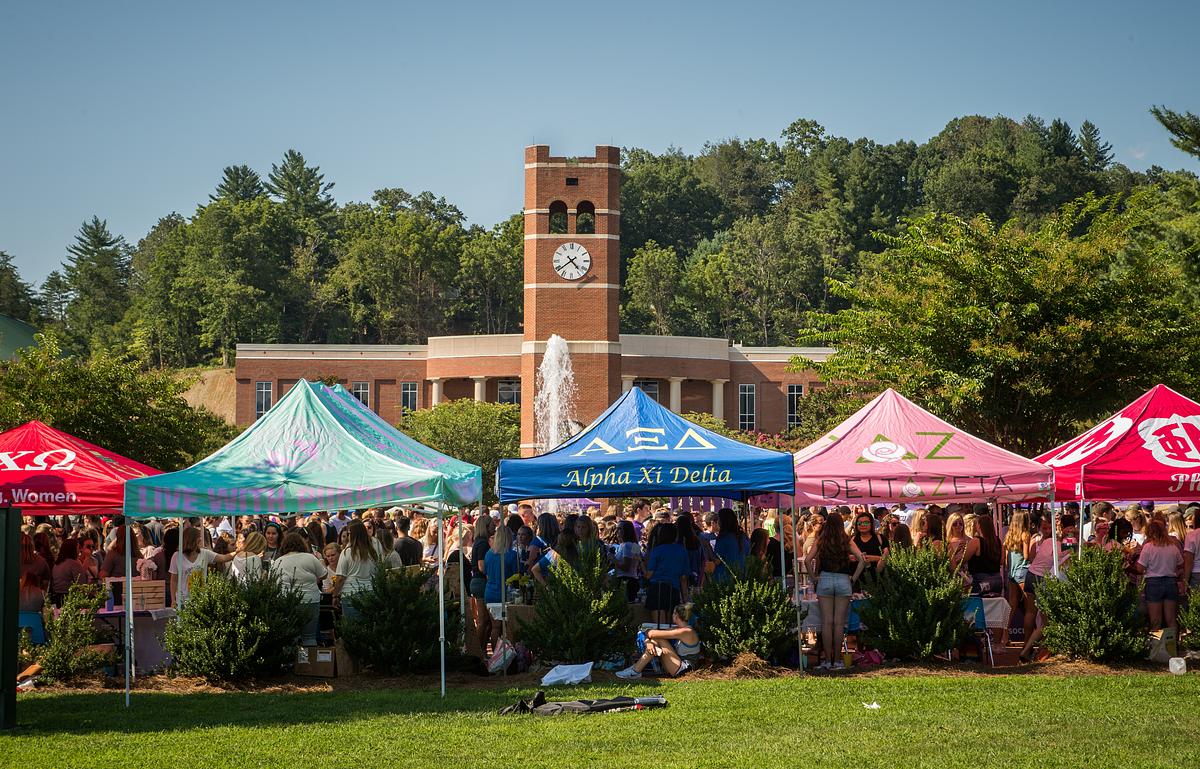 Greek students and tents at the Valley Balleyhoo